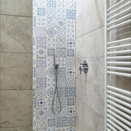 Spiagge Private E Giardino 펜션 포르투 세르보