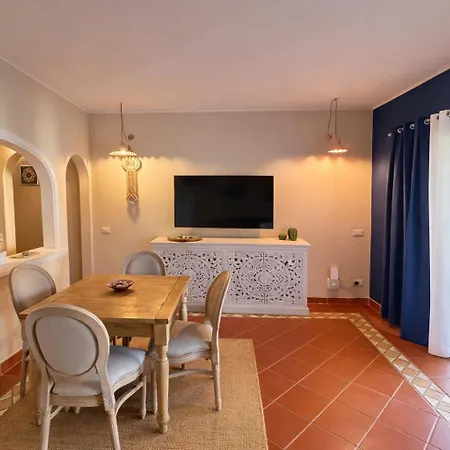 Spiagge Private E Giardino Feriehus *