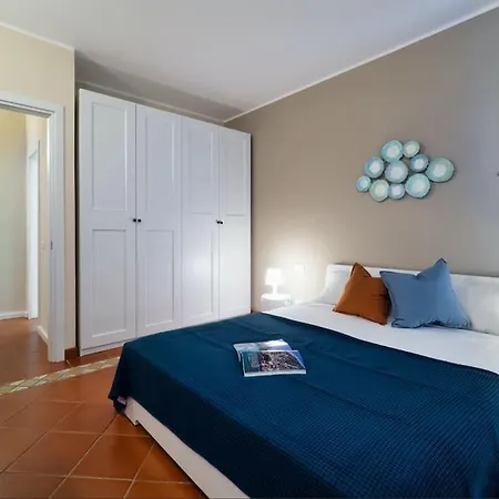 Spiagge Private E Giardino Tatil Evi